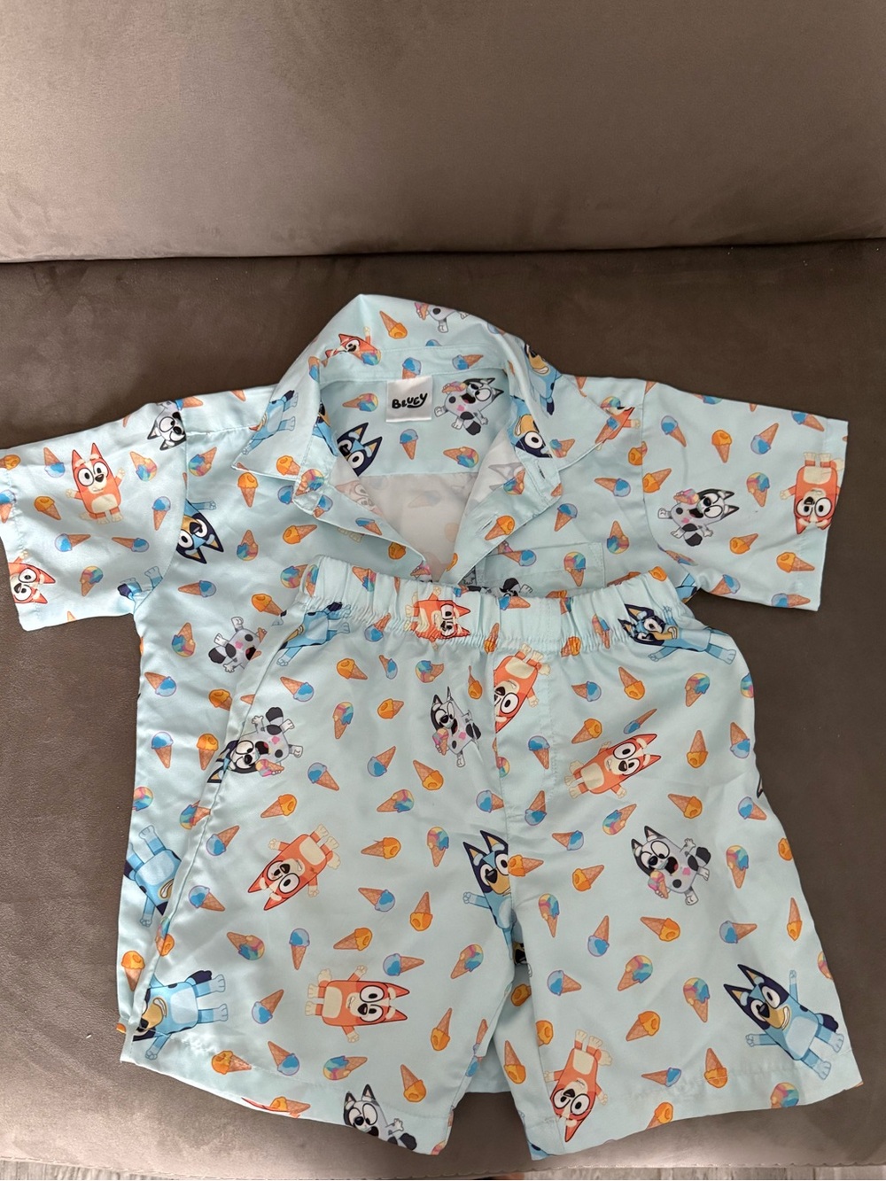 Bluey 2-Piece Shirt & Shorts Set 5T Ice Cream Blue Bingo Muffin